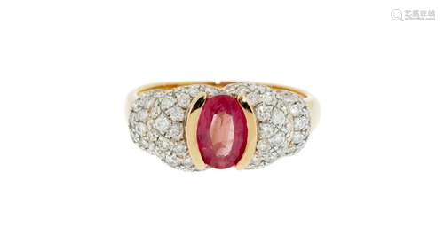 Bague 2 ors 750 sertie d'un saphir rose-orange non chauffé t...