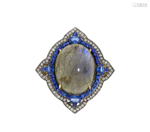 Bague 2 ors 750 de style oriental ornée d'une labradorite en...