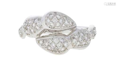 Bague or gris 750 sertie de diamants taille brillant