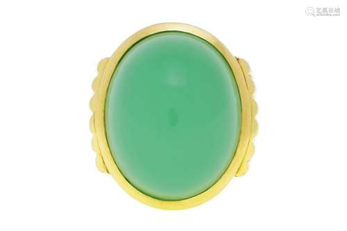 Bague or 750 sertie d'un cabochon de chrysoprase