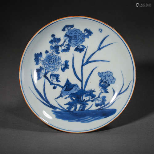 TWENTIETH CENTURY CHINESE BLUE AND WHITE PLATE