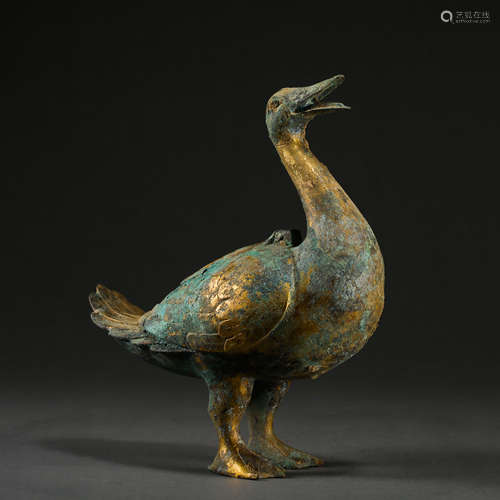 CHINESE TANG DYNASTY GILT BRONZE DUCK