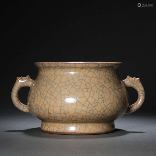 CELADON FURNACE FROM SOUTHERN SONG DYNASTY OF CHINA