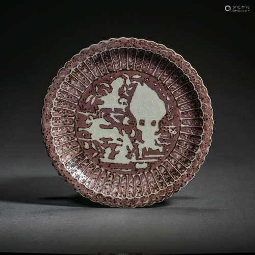 EARLY CHINESE MING DYNASTY BLUE AND WHITE GLAZE RED PLATE