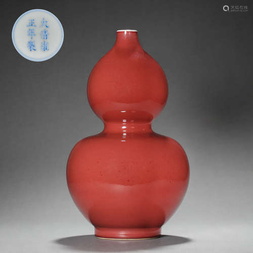 RED GLAZED GOURD BOTTLE FROM QING DYNASTY