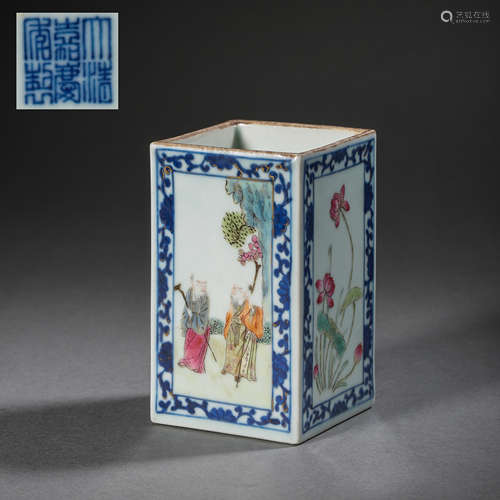 CHINESE QING DYNASTY BLUE AND WHITE POWDER ENAMEL PEN HOLDER