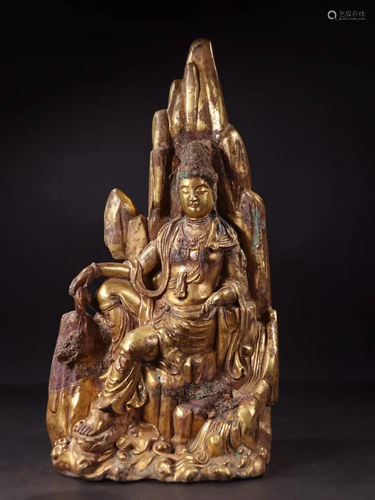 A Gilt Bronze Seated Guanyin Statue