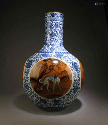 A Large Porcelain TianQiuPing Vase