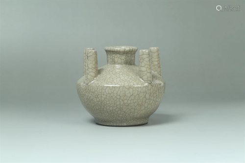 A Geyao Six-mouth Vase