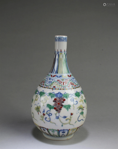 Chinese Porcelain Vase