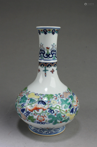 Chinese Famille Rose Porcelain Vase