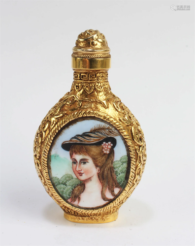 An Enamel Snuff Bottle