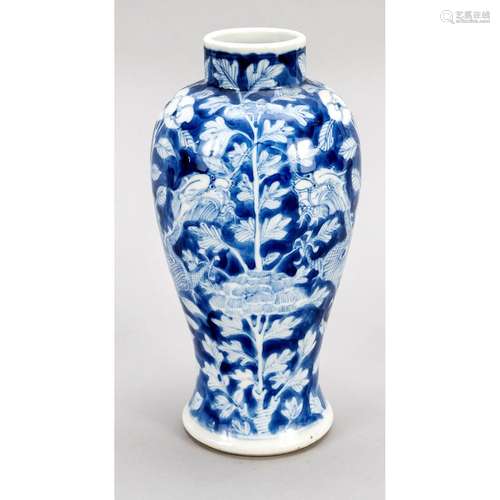 Vase, China, 17th/18th century