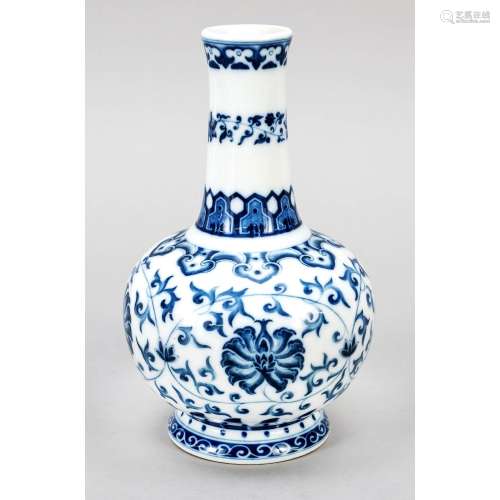 A lotus vase, China, 20th c. C
