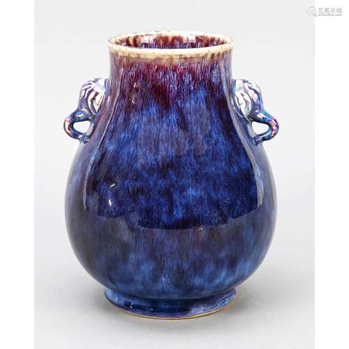 Hu vase with flambé glaze, Chi