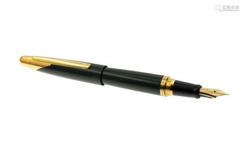 DUNHILL AD2000 FOUNTAIN PEN