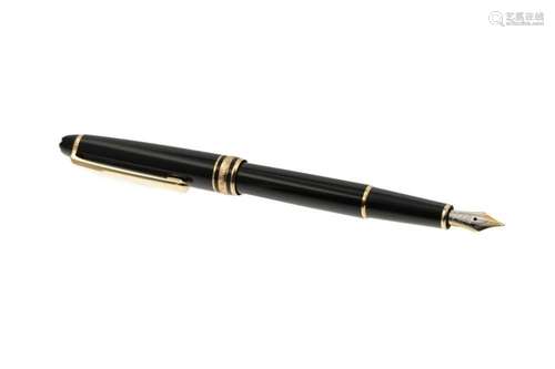 MONTBLANC FOUNTAIN PEN