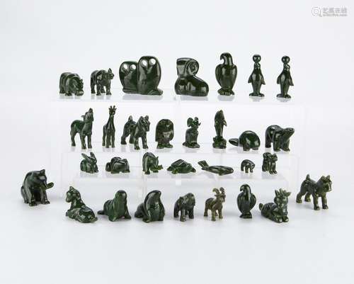 Grp: 31 Carved Alaskan Jade Inuit Items Animals