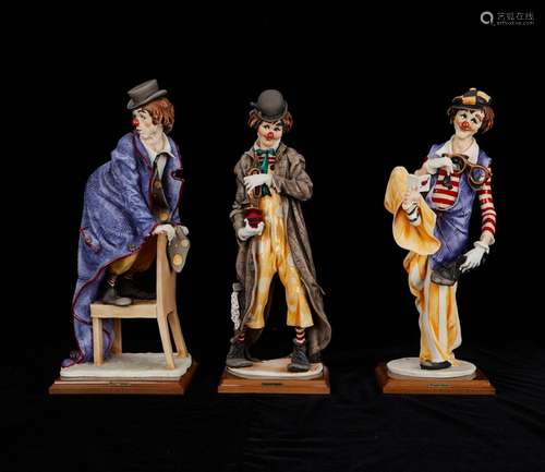 Grp: 3 Guiseppe Armani Clown Figures