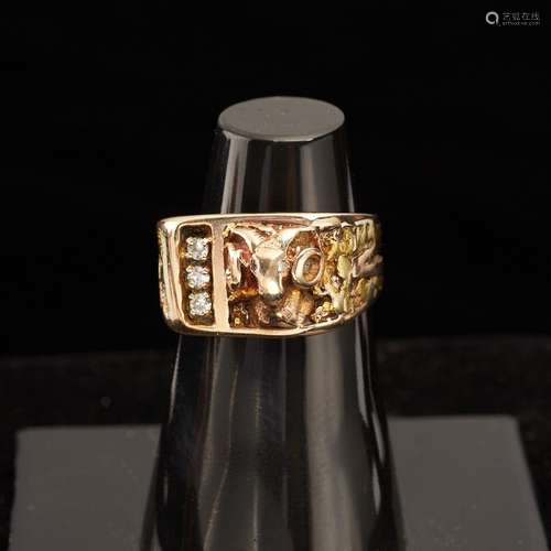 10K Gold Ring w/ Bighorn Sheep & Diamonds