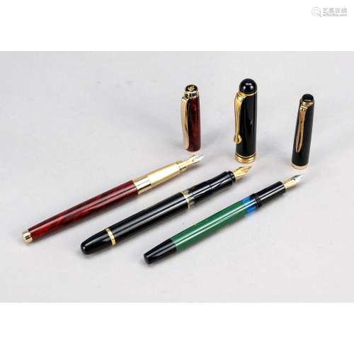 mixed lot of 3 fountain pens,