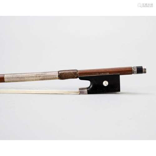 Violin bow signed Adolf Thomä.