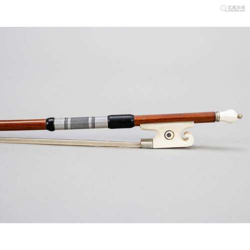 violin bow, octagonal stick, f