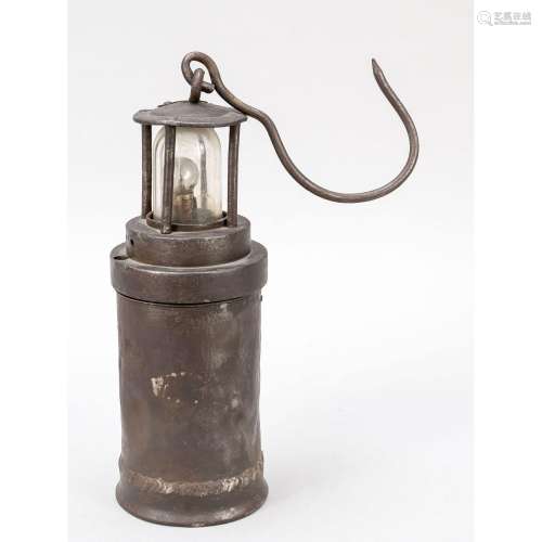 Pit lamp, heavy massive iron b