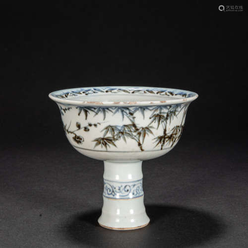 CHINESE BLUE AND WHITE CUP, YUAN DYNASTY