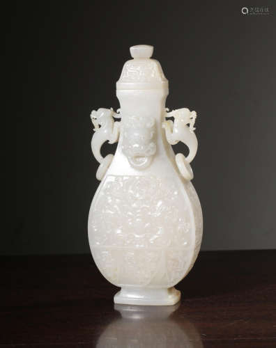 CHINESE HETIAN JADE VASE WITH TWO EARS, QING DYNASTY