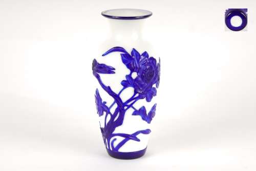 藍色料器 花瓶