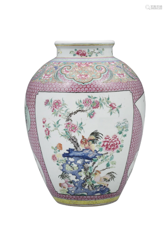 A LARGE FAMILLE ROSE PORCELAIN ‘BIRD’ JAR CHINA, QING DYNAST...