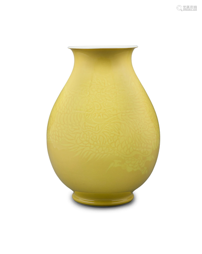 A LARGE YELLOW-GLAZED ‘DRAGON’ PORCELAIN VASE BY THE STUDIO ...