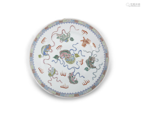 A FAMILLE ROSE PALETTE ‘EIGHT BUDDHISTIC LIONS’ PORCELAIN DI...