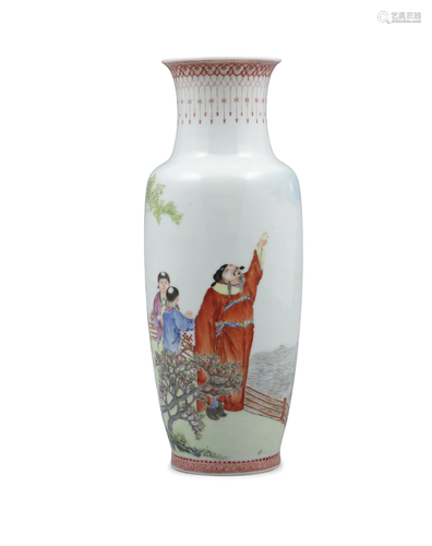 A THINLY POTTED FAMILLE ROSE PALETTE PORCELAIN ROULEAU VASE,...