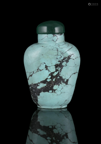 A TURQUOISE SNUFF BOTTLE CHINA, LATE QING DYNASTY, 19TH CENT...