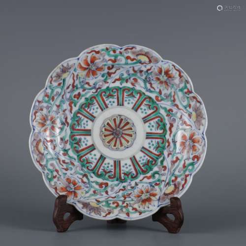 IN THE REIGN OF EMPEROR QIANLONG OF THE QING DYNASTY, A DISH...