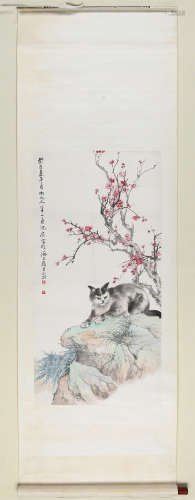 沈一斋(1891-1955)　1933年作 春桃猫趣 设色纸本　立轴