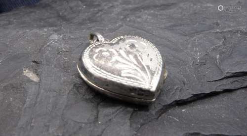 HEART - PENDANT