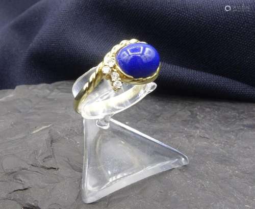 RING WITH LAPISLAZULI