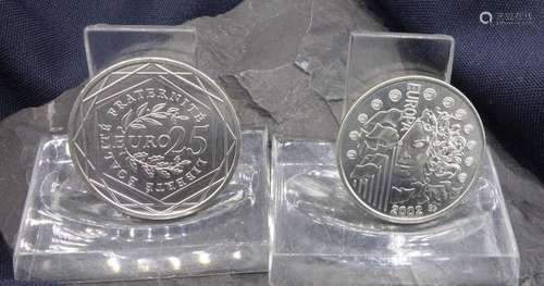 TWO COINS: FRANCE