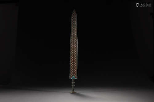 HAN DYNASTY  YUE WANG GOU JIAN SWORD INLAID WITH GOLD AND SI...