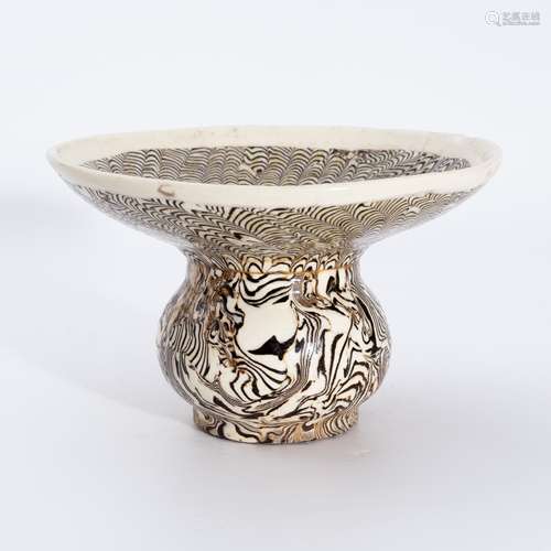 金代磁州窑绞胎渣斗 A marbled pottery container from Cizhou w...