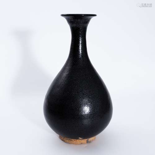 元代磁州窑油滴玉壶春瓶 A vase with oil drop pattern from Ciz...