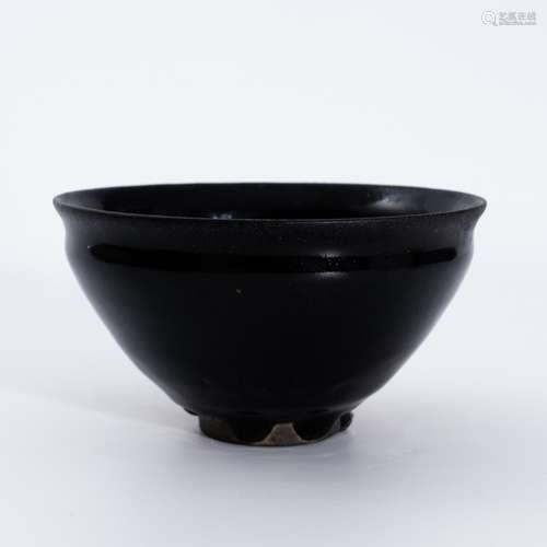 宋代建窑黑釉盏 A black glaze cup from Jian ware in Song Dyna...