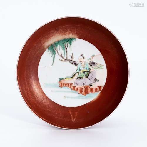 清代五彩人物盘 A famille verte plate with figures in Qing Dy...