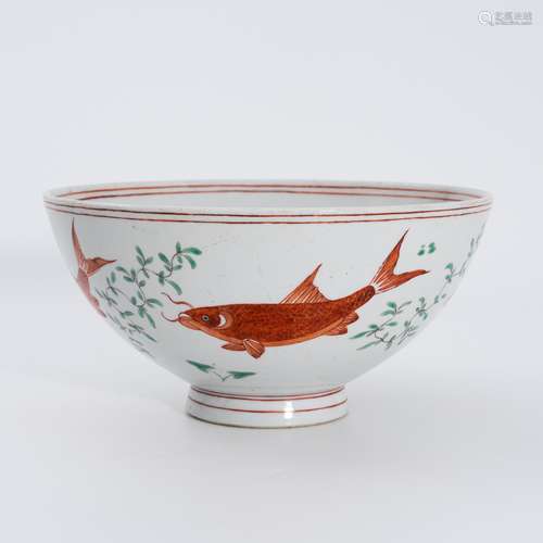 清代矾红粉彩鱼纹碗 A alum red and famille rose  bowl with a ...