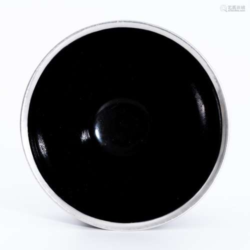 宋代建窑黑釉盏 A black glaze cup from Jian ware in Song Dyna...