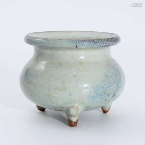 元代钧窑三足炉 A three-legged  incense burner from Jun ware ...