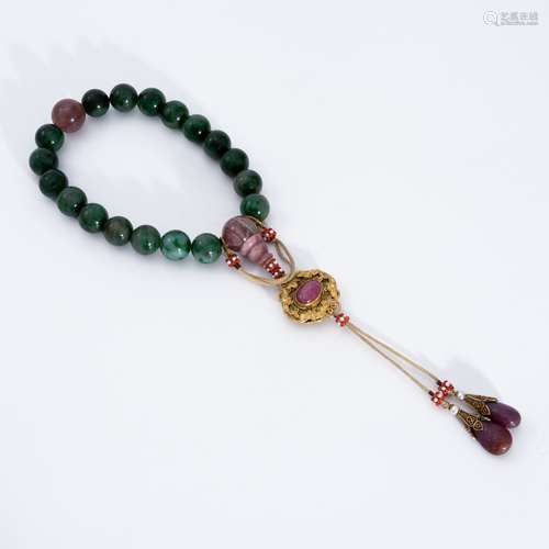 清代佛珠 A string ofbeads in Qing Dynasty